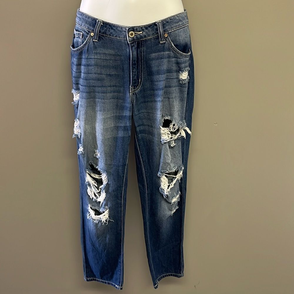 KanCan Medium Blue Very Distressed Faded Straight Leg 5-Pocket Jeans- Size 9/28